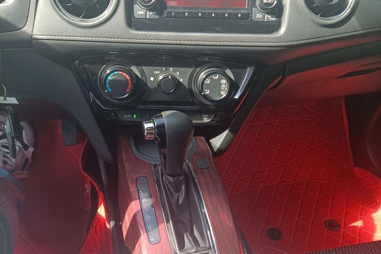 Used Honda XR-V 2015 1.8L EXi CVT Comfort Version Interior 3