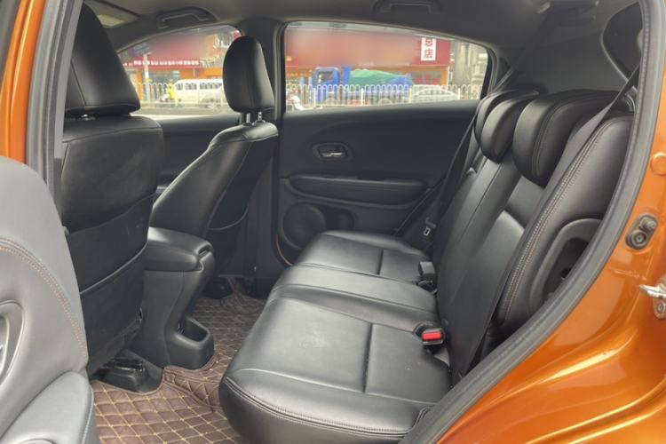 Used Honda XR-V 2015 1.5L LXi CVT Classic Edition Interior 3