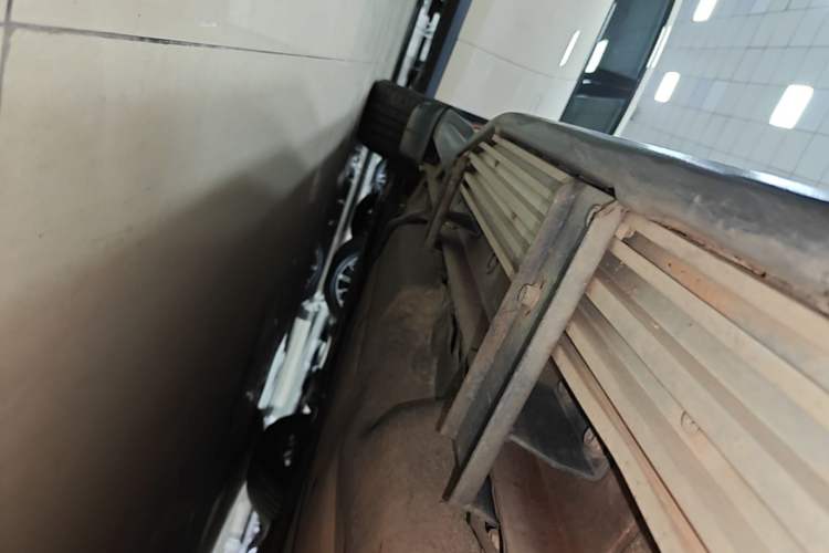 Used Honda XR-V 2015 1.8L VTi CVT Luxury Edition Left Side Sill
