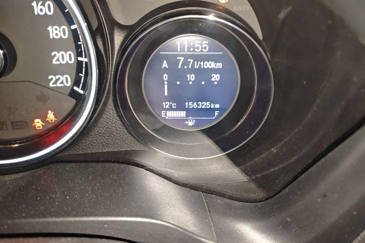 Used Honda XR-V 2015 1.8L VTi CVT Luxury Edition Odometer Close Up