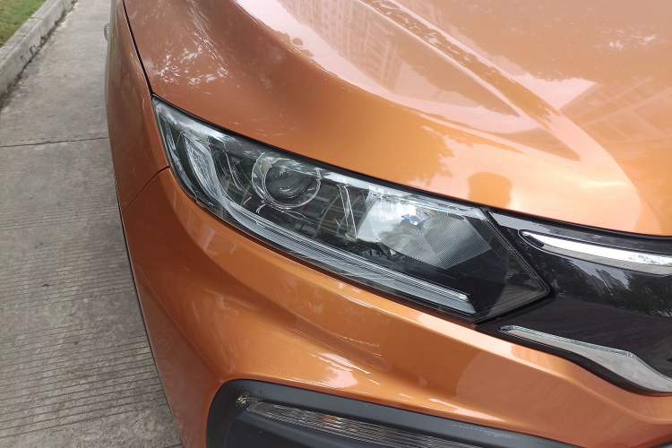 Used Honda XR-V 2015 1.8L EXi CVT Comfort Version Right Front Headlight