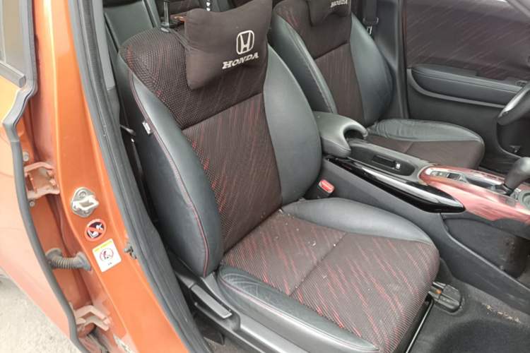 Used Honda XR-V 2015 1.8L EXi CVT Comfort Version Right Front Seat