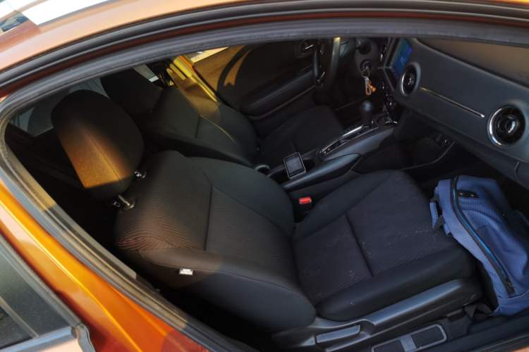 Used Honda XR-V 2015 1.5L LXi CVT Classic Edition Right Front Seat