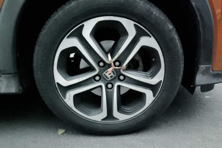 Used Honda XR-V 2015 1.8L EXi CVT Comfort Version Right Front Wheel Hub