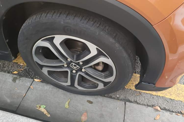 Used Honda XR-V 2015 1.8L EXi CVT Comfort Version Right Front Wheel Hub