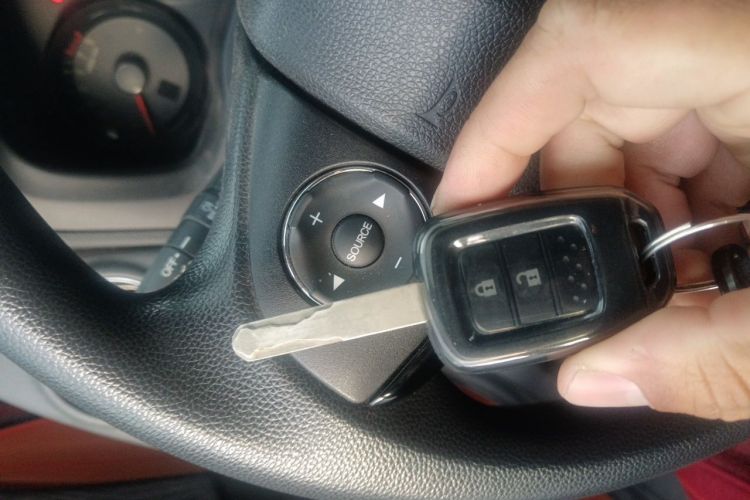 Used Honda XR-V 2015 1.5L LXi CVT Classic Edition Vehicle Key