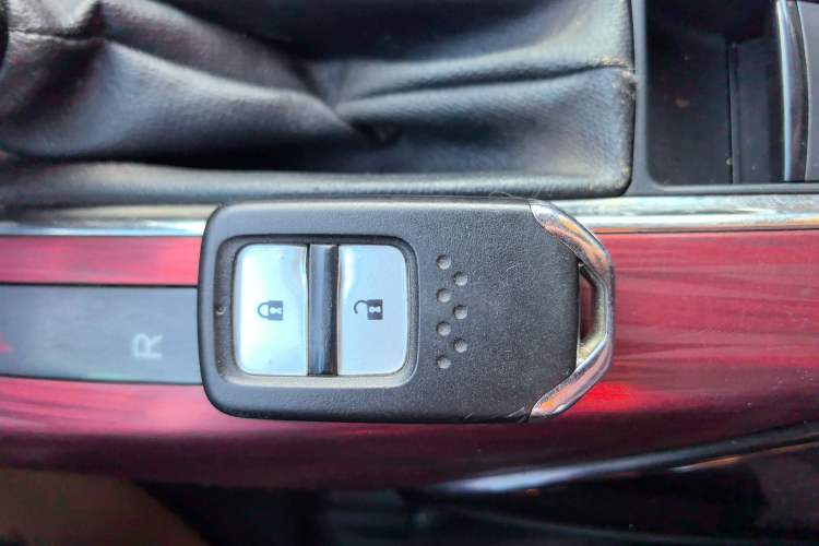 Used Honda XR-V 2015 1.8L VTi CVT Luxury Edition Vehicle Key