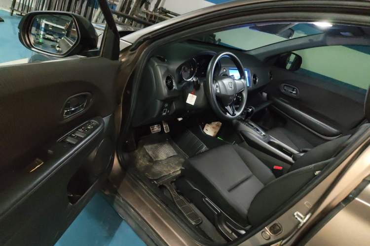 Used Honda XR-V 2015 1.5L LXi CVT Classic Edition Driver Seat