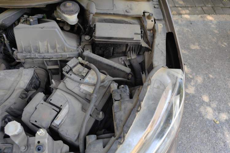 Used Honda XR-V 2015 1.8L VTi CVT Luxury Edition Engine Bay Left