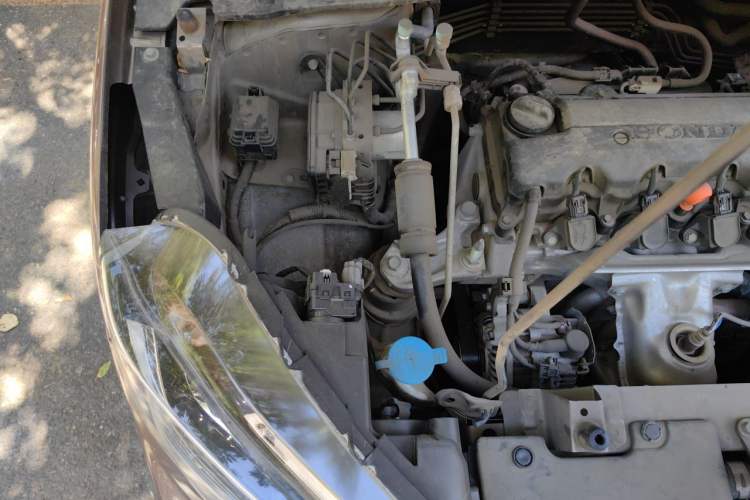 Used Honda XR-V 2015 1.8L VTi CVT Luxury Edition Engine Bay Right