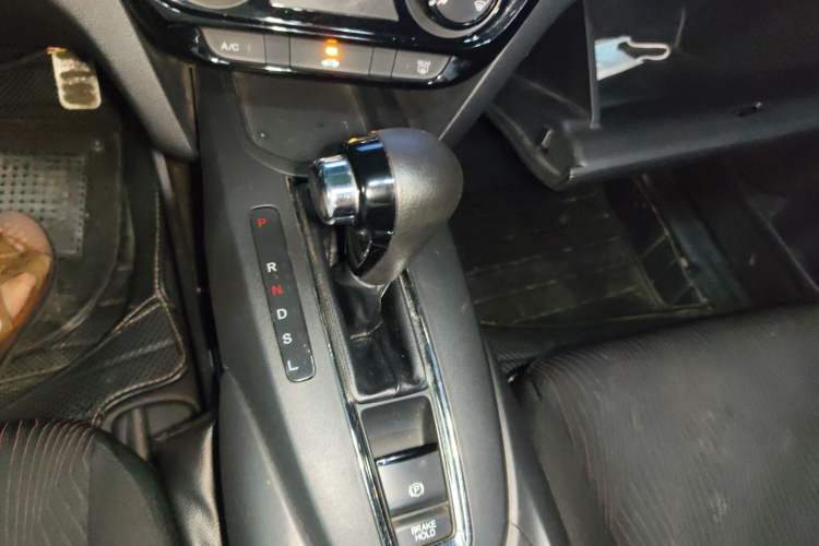 Used Honda XR-V 2015 1.5L LXi CVT Classic Edition Gear Lever