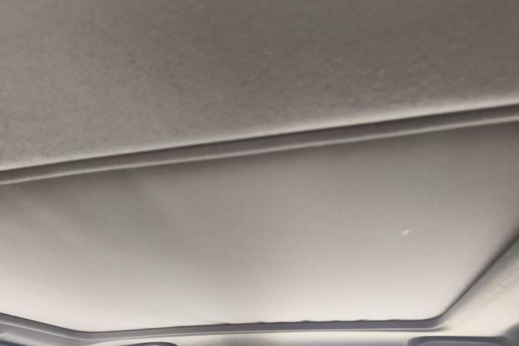 Used Honda XR-V 2015 1.8L EXi CVT Comfort Version Headliner