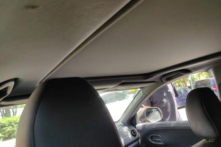 Used Honda XR-V 2015 1.8L VTi CVT Luxury Edition Headliner