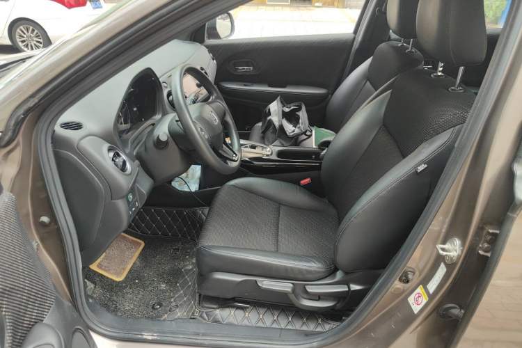 Used Honda XR-V 2015 1.8L EXi CVT Comfort Version Left Front Seat