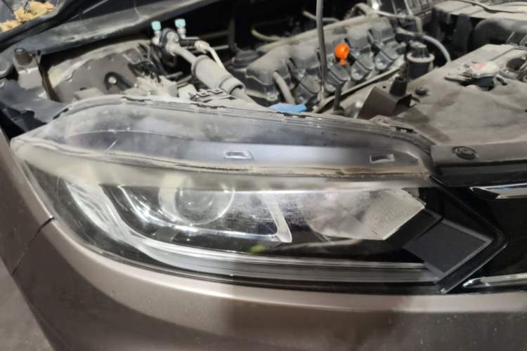 Used Honda XR-V 2015 1.8L EXi CVT Comfort Version Right Front Headlight