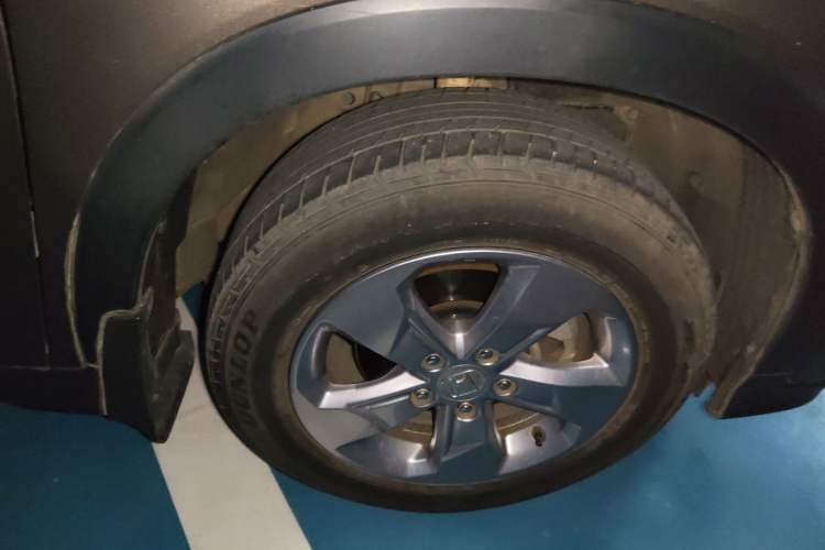 Used Honda XR-V 2015 1.5L LXi CVT Classic Edition Right Front Wheel Hub