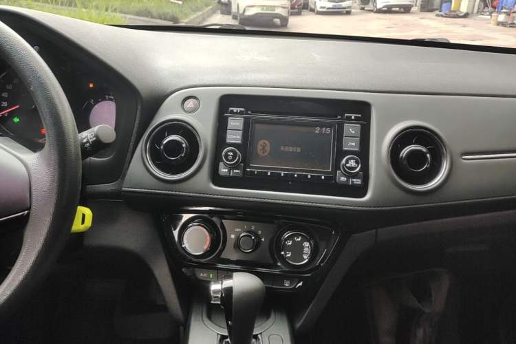 Used Honda XR-V 2015 1.5L LXi CVT Classic Edition Audio And AC Panel