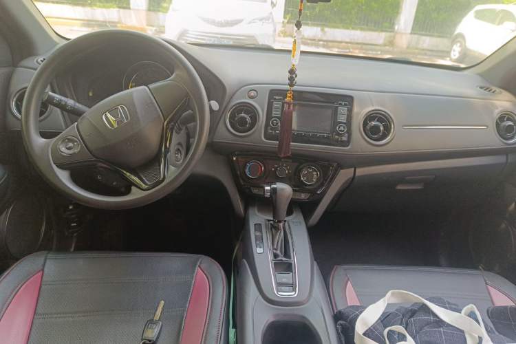 Used Honda XR-V 2015 1.5L LXi CVT Classic Edition Center Console