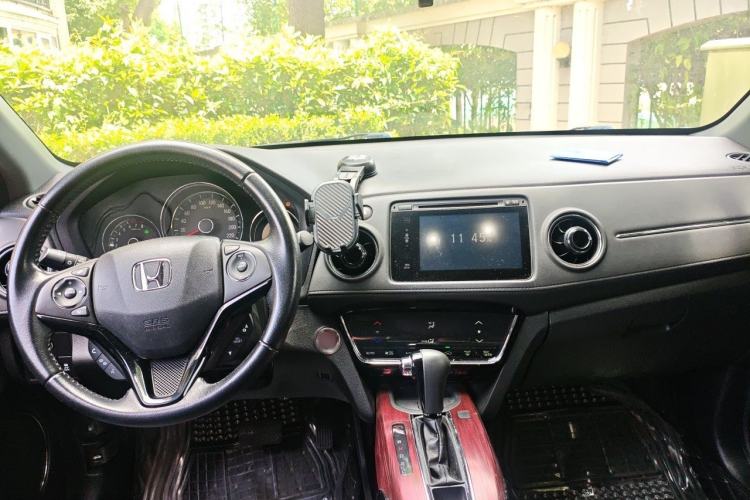Used Honda XR-V 2015 1.8L VTi CVT Luxury Edition Center Console
