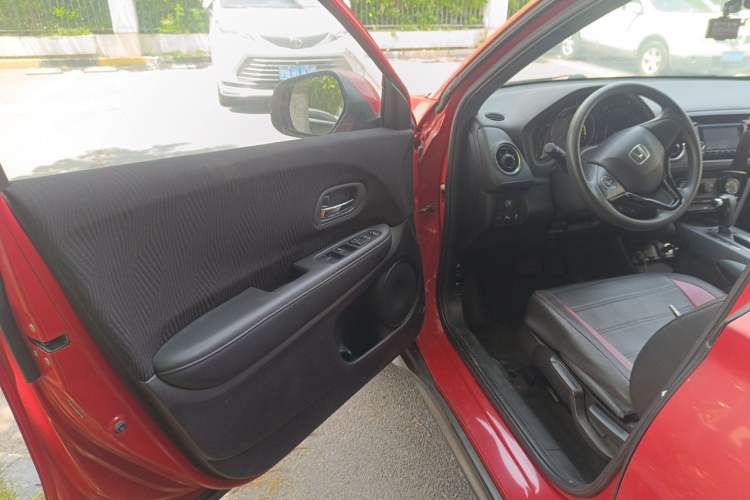 Used Honda XR-V 2015 1.5L LXi CVT Classic Edition Driver Seat