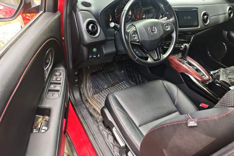 Used Honda XR-V 2015 1.8L VTi CVT Luxury Edition Driver Seat