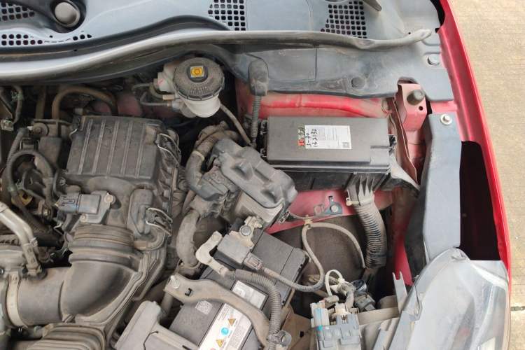 Used Honda XR-V 2015 1.5L LXi CVT Classic Edition Engine Bay Left
