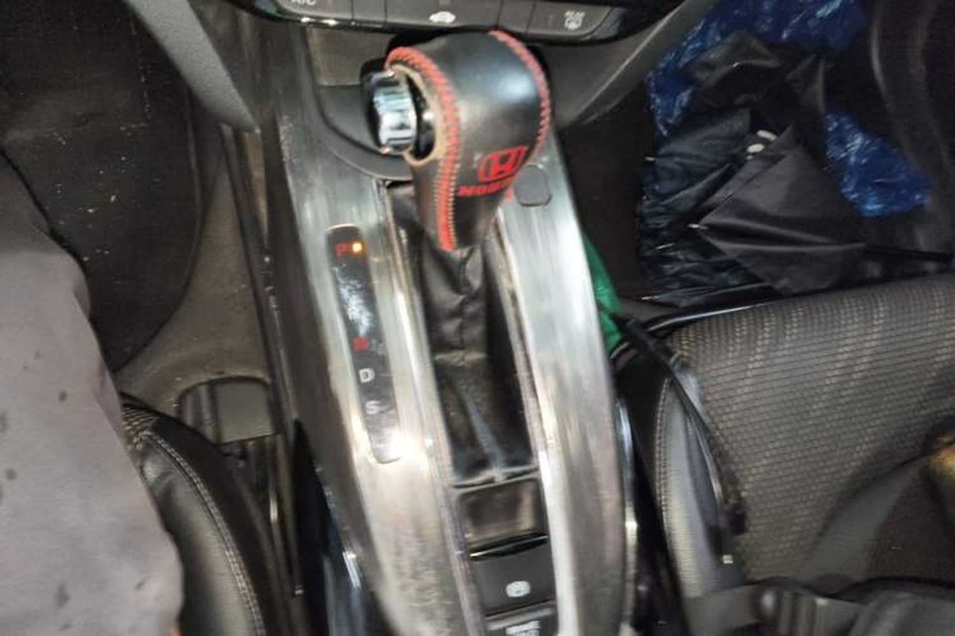 Used Honda XR-V 2015 1.8L EXi CVT Comfort Version Gear Lever
