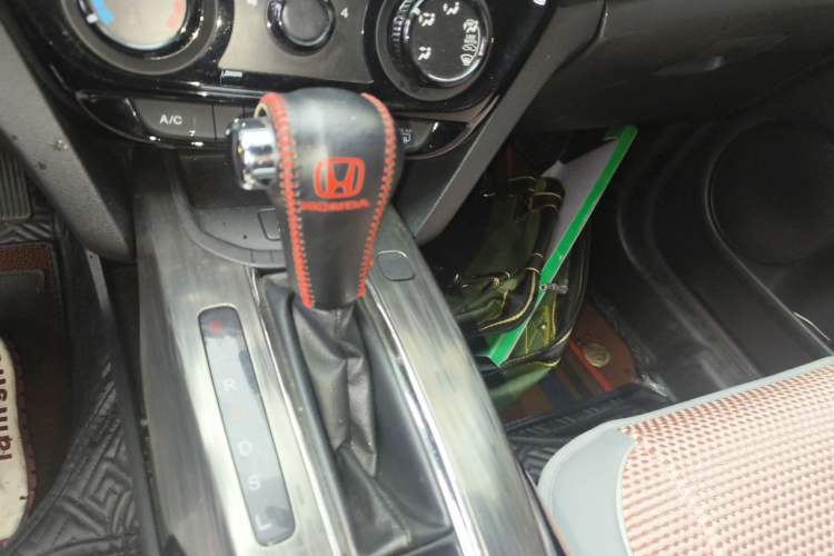 Used Honda XR-V 2015 1.8L EXi CVT Comfort Version Gear Lever