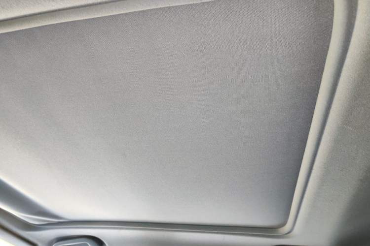 Used Honda XR-V 2015 1.8L EXi CVT Comfort Version Headliner