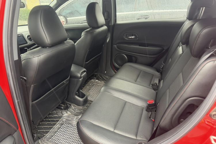 Used Honda XR-V 2015 1.8L VTi CVT Luxury Edition Interior 1