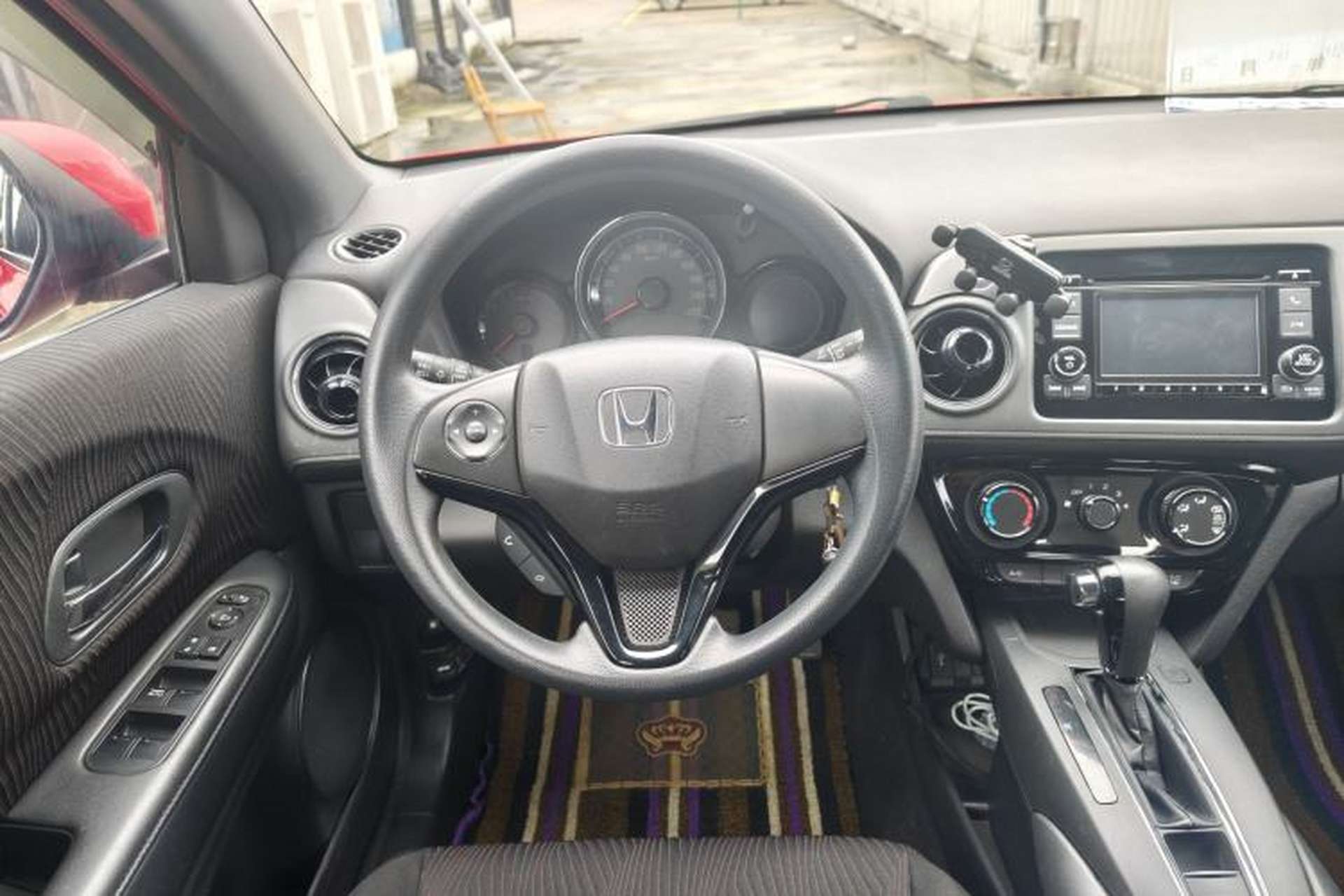 Used Honda XR-V 2015 1.5L LXi CVT Classic Edition Interior 2
