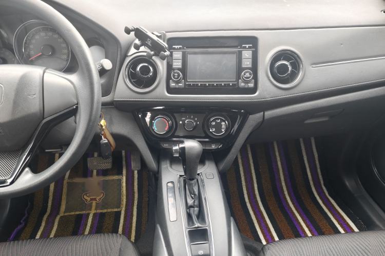 Used Honda XR-V 2015 1.5L LXi CVT Classic Edition Interior 3