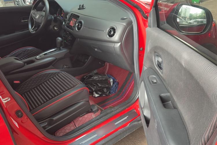 Used Honda XR-V 2015 1.5L LXi CVT Classic Edition Interior 5