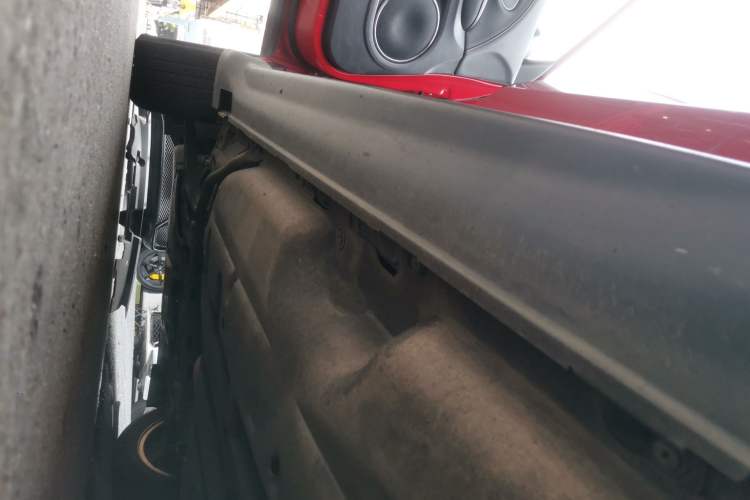 Used Honda XR-V 2015 1.8L VTi CVT Luxury Edition Left Side Sill