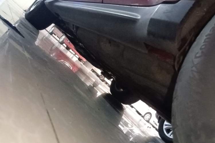 Used Honda XR-V 2015 1.5L LXi CVT Classic Edition Left Side Sill