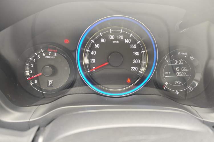 Used Honda XR-V 2015 1.5L LXi CVT Classic Edition Odometer Close Up