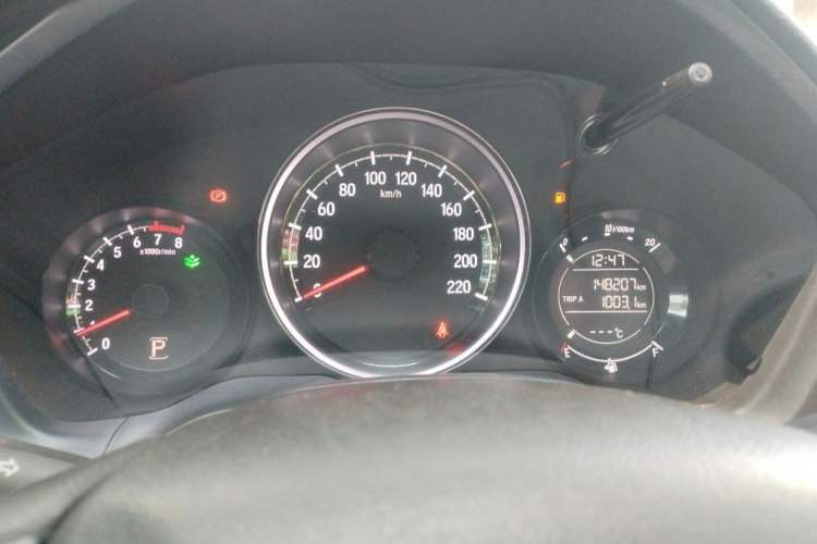 Used Honda XR-V 2015 1.8L EXi CVT Comfort Version Odometer Close Up
