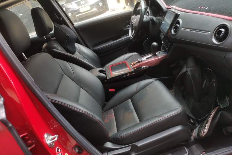 Used Honda XR-V 2015 1.8L VTi CVT Luxury Edition Right Front Seat