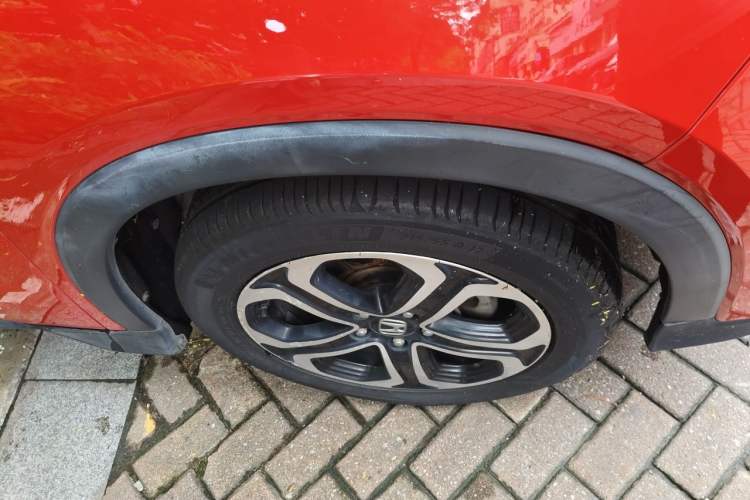 Used Honda XR-V 2015 1.8L EXi CVT Comfort Version Right Front Wheel Hub
