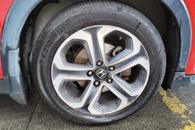 Used Honda XR-V 2015 1.8L EXi CVT Comfort Version Right Front Wheel Hub