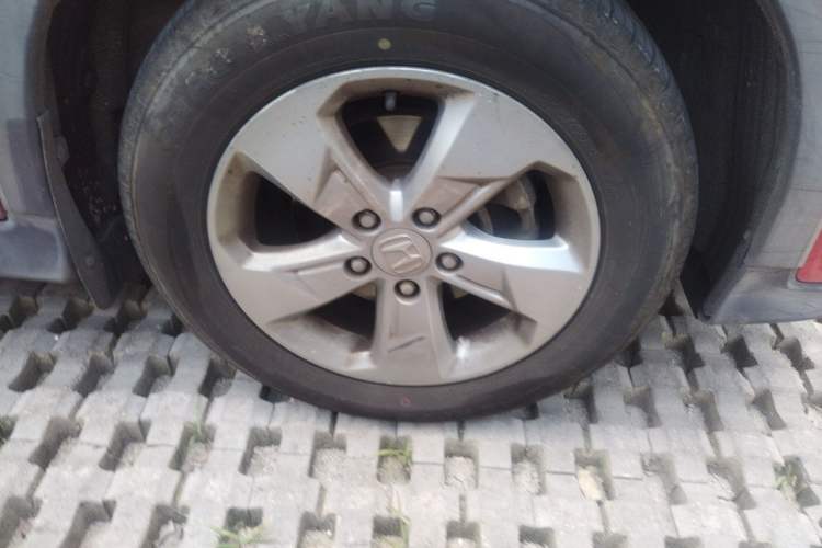 Used Honda XR-V 2015 1.5L LXi CVT Classic Edition Right Front Wheel Hub