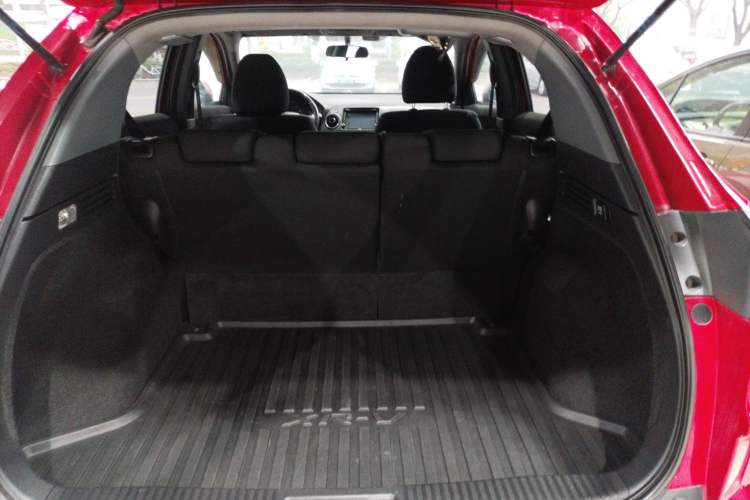Used Honda XR-V 2015 1.5L LXi CVT Classic Edition Trunk