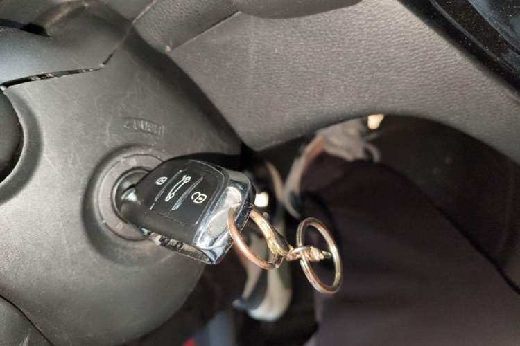 Used Honda XR-V 2015 1.8L EXi CVT Comfort Version Vehicle Key