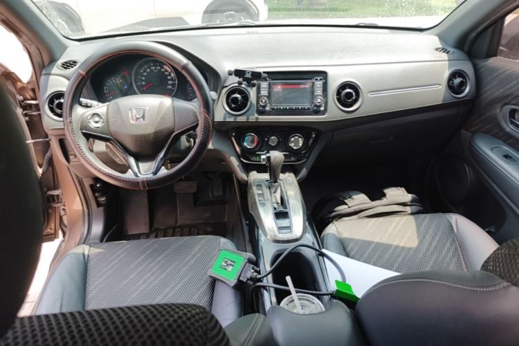 Used Honda XR-V 2015 1.8L EXi CVT Comfort Version Center Console