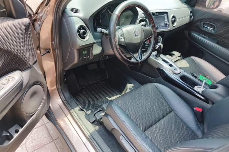 Used Honda XR-V 2015 1.8L EXi CVT Comfort Version Driver Seat