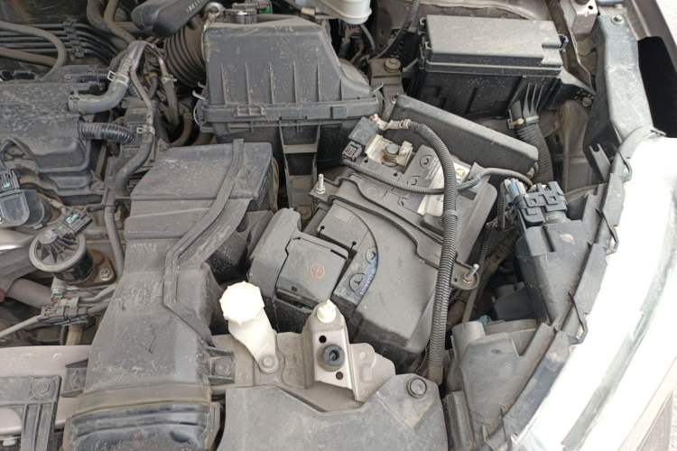 Used Honda XR-V 2015 1.8L VTi CVT Luxury Edition Engine Bay Left