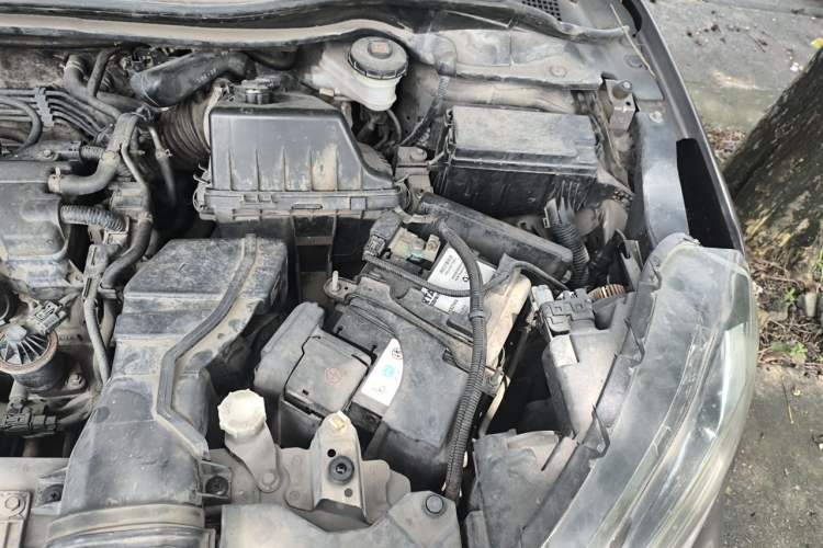 Used Honda XR-V 2015 1.8L VTi CVT Luxury Edition Engine Bay Left