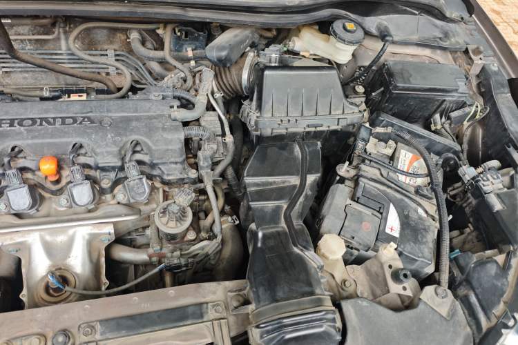 Used Honda XR-V 2015 1.8L VTi CVT Luxury Edition Engine Bay Left