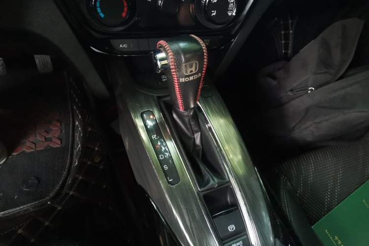 Used Honda XR-V 2015 1.8L EXi CVT Comfort Version Gear Lever