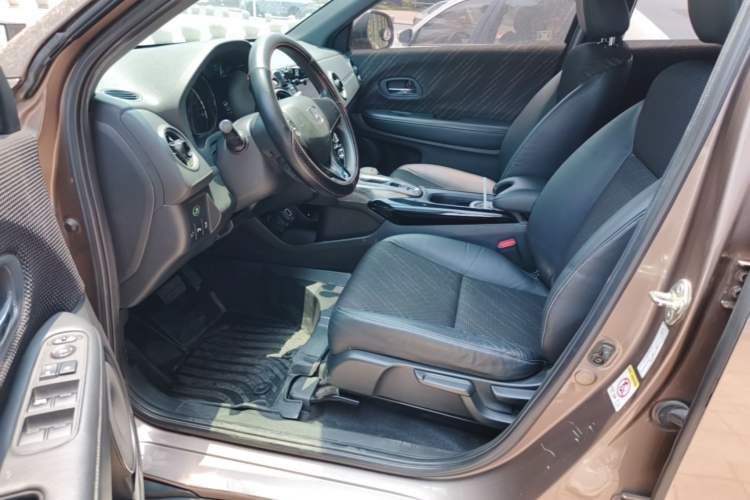 Used Honda XR-V 2015 1.8L EXi CVT Comfort Version Left Front Seat